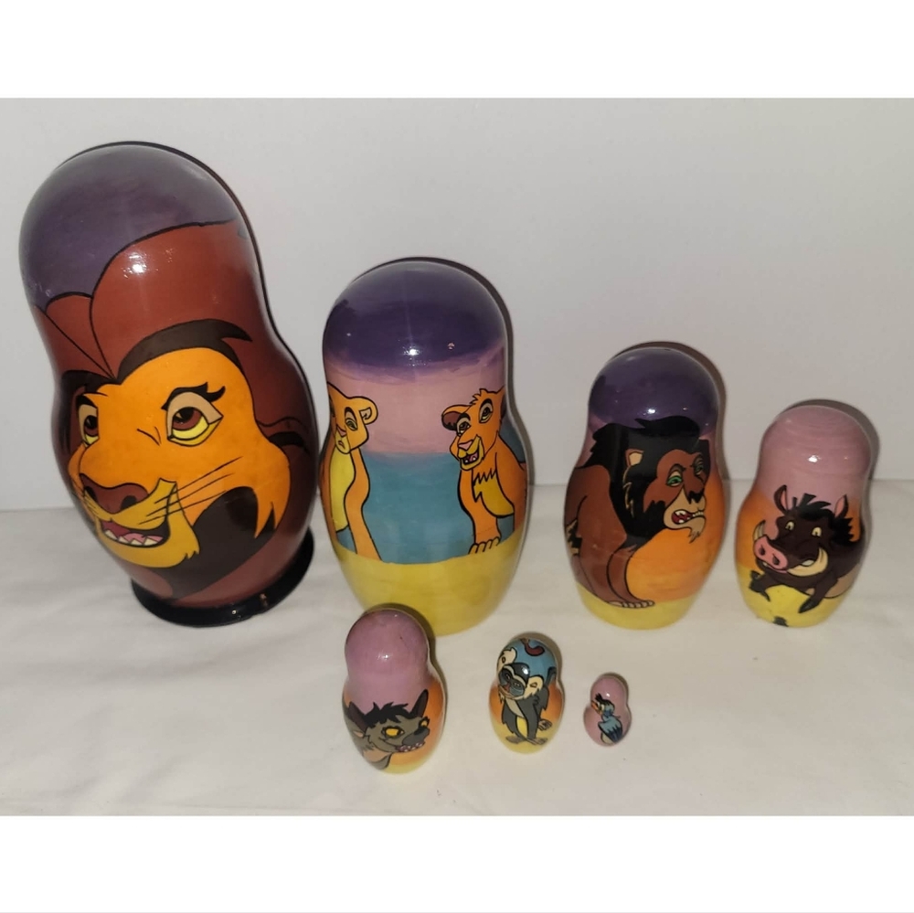 7pcs Lion King  Matryoshka Vintage Wooden Stackable Russian Nesting Dolls